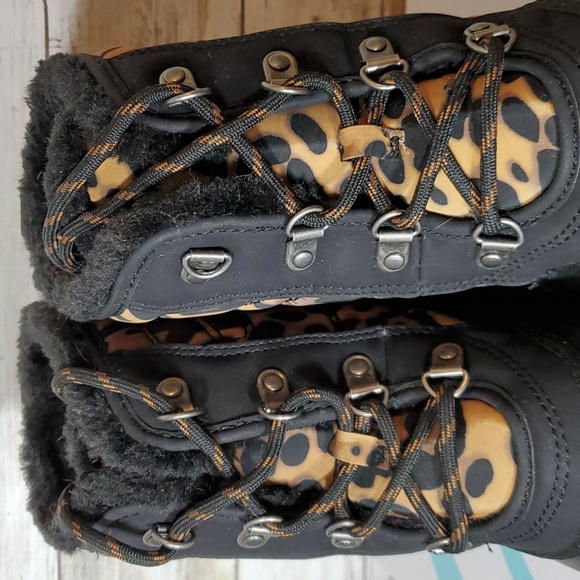 BARETRAPS Flynn Stay Dry System Boots 11M - Picture 3 of 12